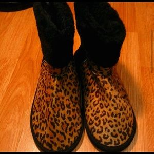 🔥Over 50%OFF!🔥NWOT Womens Leopard Print Slippers